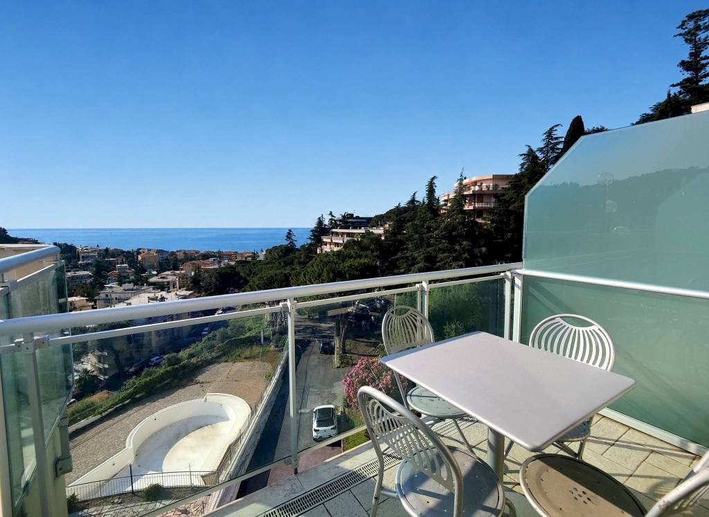 Terrazzo - Bilocale strada Privata Serenella, 36, Sanremo - foto 2
