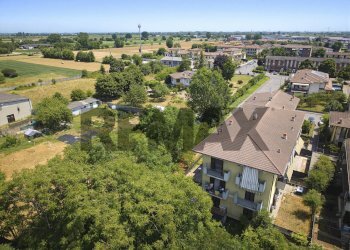 Edificio all\'aperto - Bilocale Via Poggio delle Vigne
 
6, Quinzano d'Oglio - foto 7