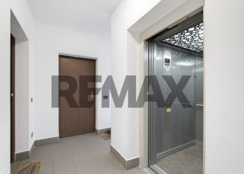 Hall / corridoio - Bilocale Via Poggio delle Vigne
 
6, Quinzano d'Oglio - foto 27