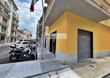 Foto 2 - Negozio Via Sant'Antonio Pucci, Viareggio - foto 2