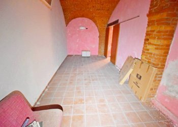 Interno non residenziale - Negozio piazza della Concordia, 2, Mondovì - foto 17