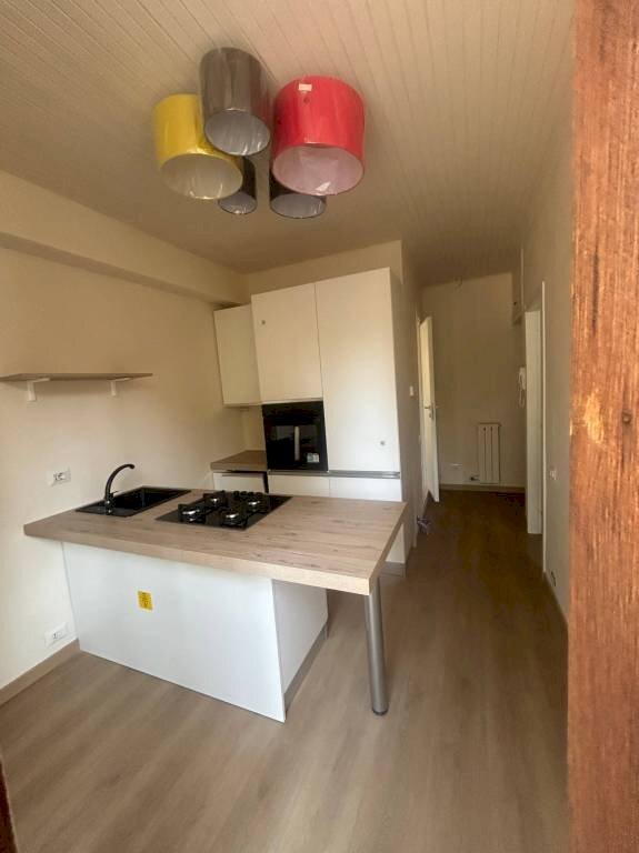 Cucina - Appartamento via Francesco Daverio, Varese - foto 1