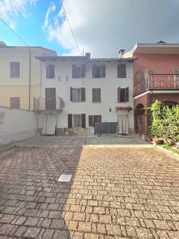 Facciata - Rustic via San Rocco, 45, Isola d'Asti - photo 1