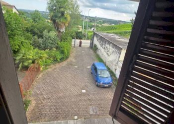 Cortile interno - Rustico via San Rocco, 45, Isola d'Asti - foto 4