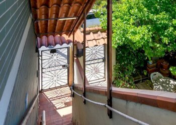 Scale - Appartamento Via Vecchia del Picchianti
26, Livorno - foto 3