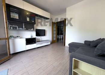 Soggiorno - Four-room apartment via amendola
 
3, Pisa - photo 1
