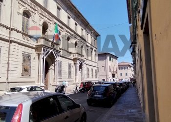 Edificio all\'aperto - Commercial Premises Via Della Croce Rossa
 
9, Pisa - photo 6