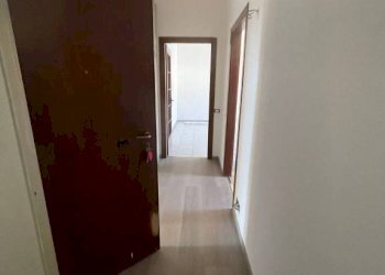 Corridoio - Two-room apartment via Alfonso Capecelatro, Milano (neighborhood San Siro) - photo 3