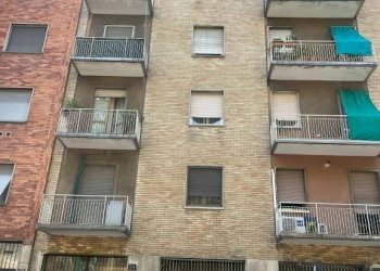 Facciata - Two-room apartment via Alfonso Capecelatro, Milano (neighborhood San Siro) - photo 23
