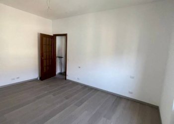 Camera da letto - Bilocale via Alfonso Capecelatro, Milano (zona San Siro) - foto 9