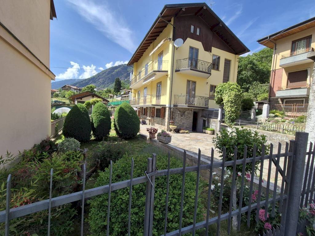 Giardino - Villa Frazione Villaretto, Roure - foto 2