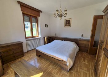 Camera da letto - Villa Frazione Villaretto, Roure - photo 9