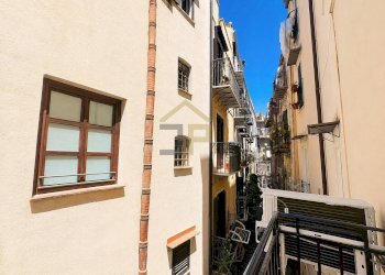 Foto 16 - Four-room apartment via Alessandro Paternostro
 
16, Palermo - photo 16