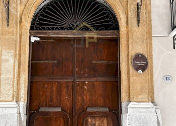 Foto 17 - Four-room apartment via Alessandro Paternostro
 
16, Palermo - photo 17