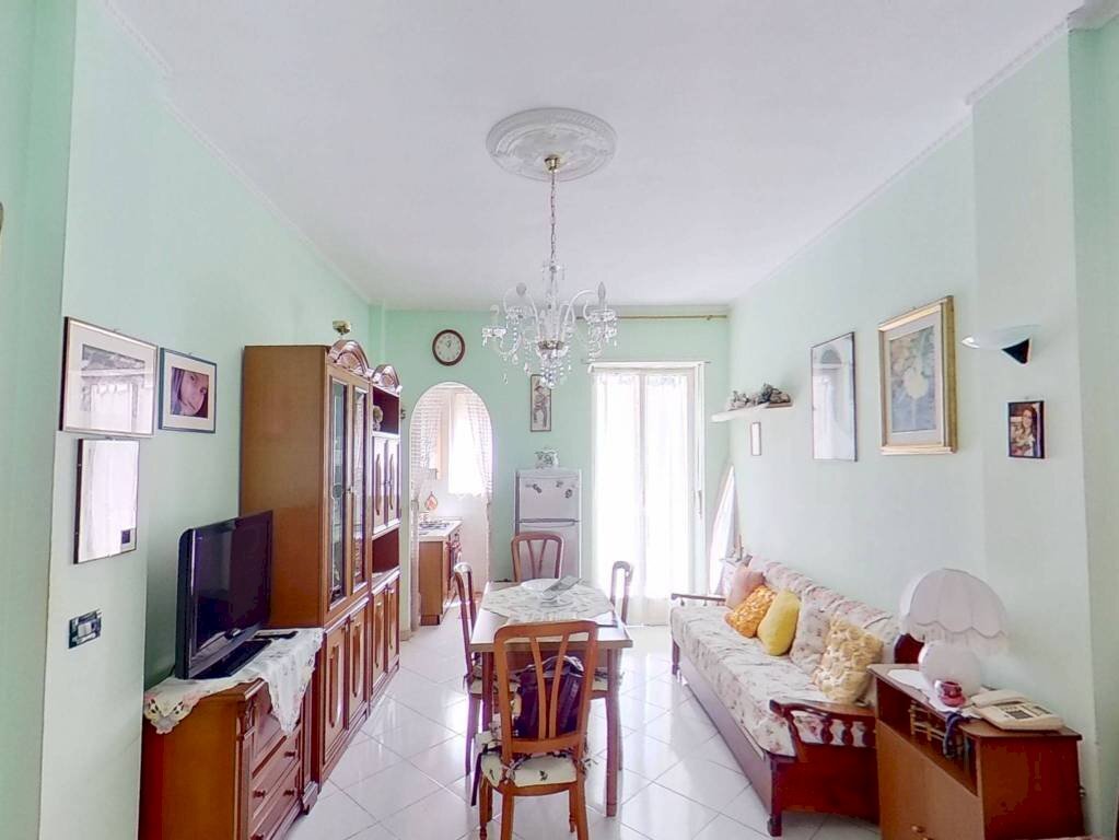 Salone - Bilocale via Oslavia, 66, Torino (zona Vanchiglietta) - foto 1