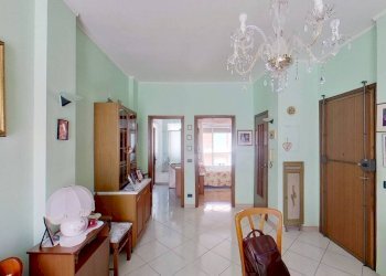 Salone - Bilocale via Oslavia, 66, Torino (zona Vanchiglietta) - foto 3