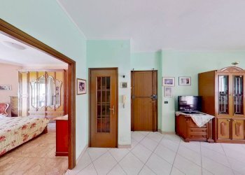 Disimpegno - Bilocale via Oslavia, 66, Torino (zona Vanchiglietta) - foto 7