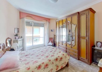 Camera da letto - Bilocale via Oslavia, 66, Torino (zona Vanchiglietta) - foto 15