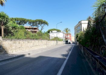STRADA - Quadrilocale via  flotard de lauzieres
 
5, Portici - foto 2