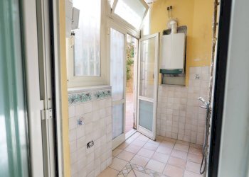 VERANDA - Quadrilocale via  flotard de lauzieres
 
5, Portici - foto 26