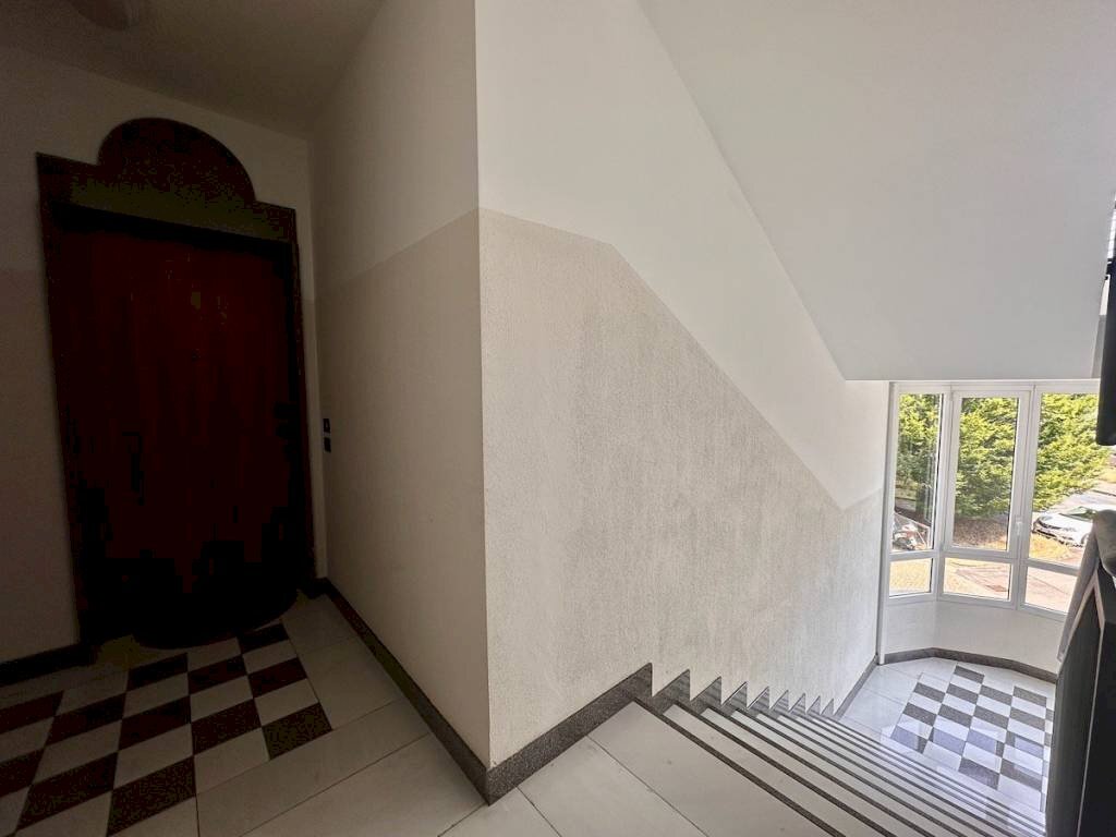 Interno palazzo - Three-room apartment via Aldo Moro, 8, Biella - photo 3