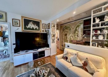 Salone - Three-room apartment via Aldo Moro, 8, Biella - photo 10