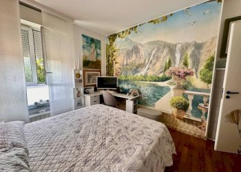 Camera da letto - Trilocale via Aldo Moro, 8, Biella - foto 17