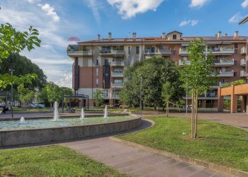 Edificio all\'aperto - Quadrilocale Via Bramante da Urbino
 
14, Monza - foto 2