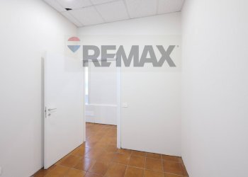 Stanza vuota - Office Via Alessandro Manzoni
56, Monza - photo 10