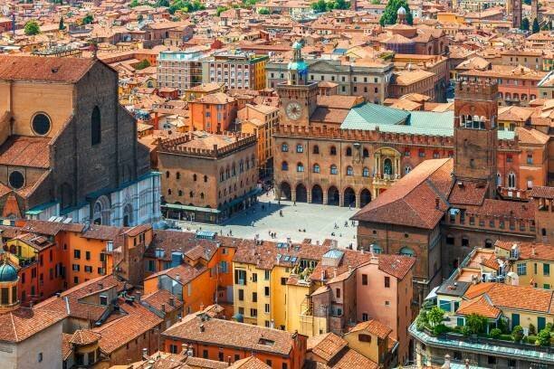 Zona - Appartamento via Luigi Carlo Farini, Bologna (zona Centro Storico) - foto 2