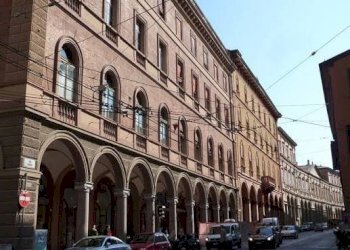 Zona - Appartamento via Luigi Carlo Farini, Bologna (zona Centro Storico) - foto 13
