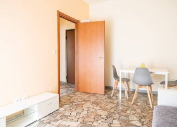Camera da letto - Two-room apartment viale Carlo Espinasse, 104, Milano (neighborhood Villapizzone) - photo 10