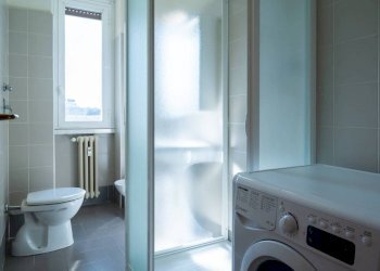 Bagno - Two-room apartment viale Carlo Espinasse, 104, Milano (neighborhood Villapizzone) - photo 18