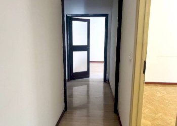 Dettagli - Quadrilocale via del Lavoro, Bologna (zona San Donato) - foto 4