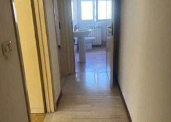 Interno appartamento - Quadrilocale via del Lavoro, Bologna (zona San Donato) - foto 14