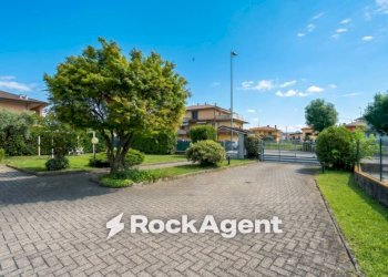 Cortile interno - Trilocale via Quarenghi, 30, Grassobbio - foto 29