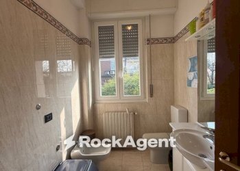 Bagno - Capannone largo Remo Coen, Parma - foto 23