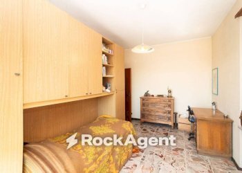Camera da letto - Villa Regione Garrone, 3, Reano - foto 16