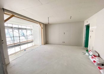 Soggiorno - Three-room apartment via Fratelli Bandiera, 32, Pordenone - photo 3