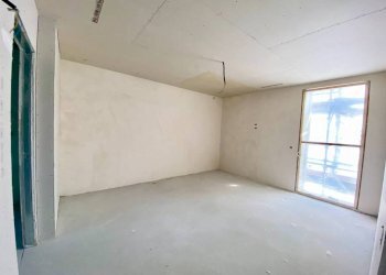 Camera da letto - Three-room apartment via Fratelli Bandiera, 32, Pordenone - photo 7