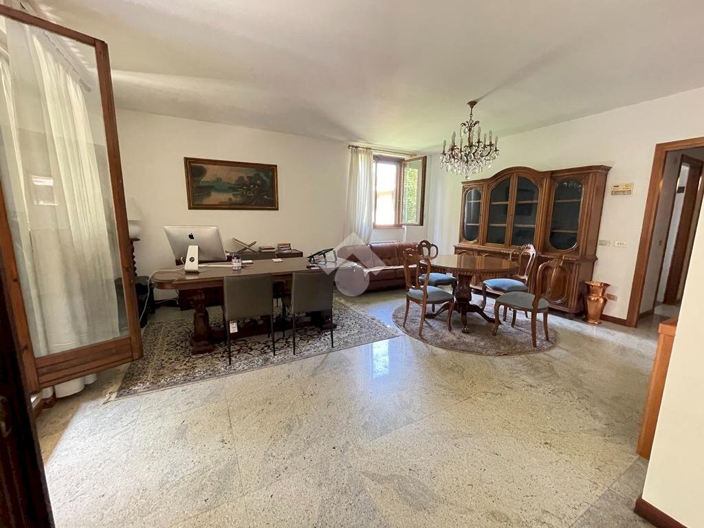 Three-room apartment Via Gerolamo Arganini, Milano (neighborhood Niguarda) - photo 1