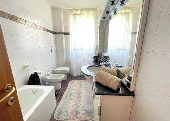 Three-room apartment Via Gerolamo Arganini, Milano (neighborhood Niguarda) - photo 21