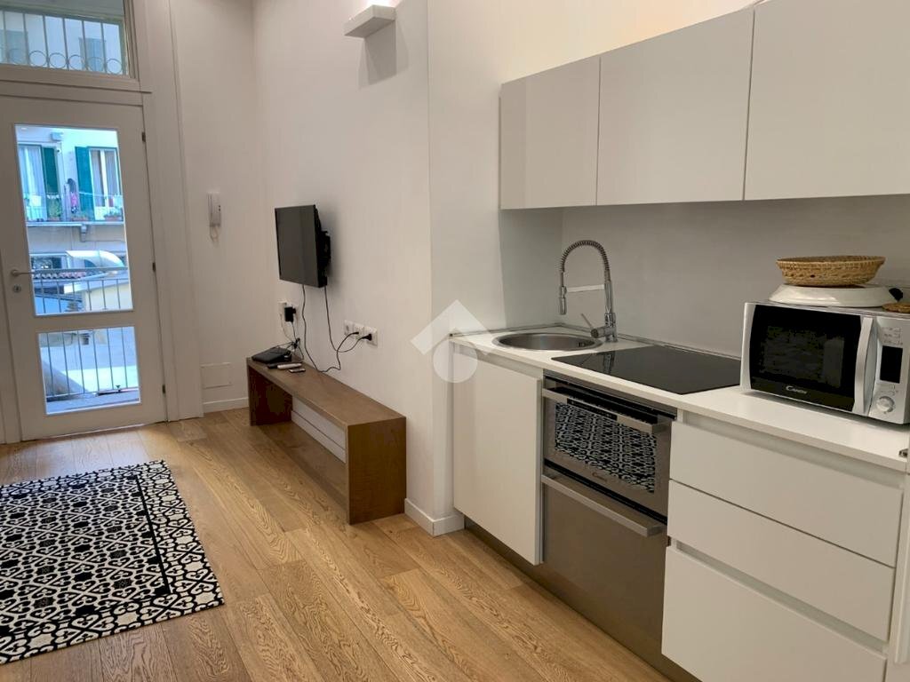 Bilocale Viale S. Michele del Carso, Milano (zona Pagano) - foto 3