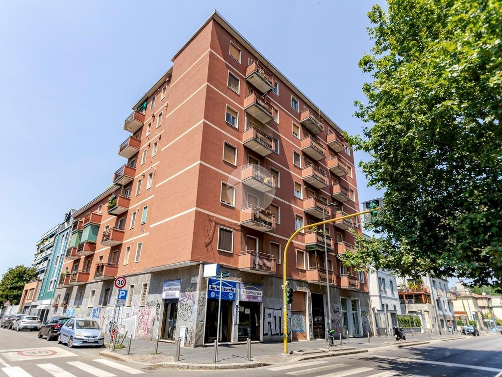 Two-room apartment Viale misurata, Milano (neighborhood Lorenteggio) - photo 2