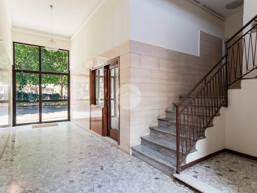 Two-room apartment Viale misurata, Milano (neighborhood Lorenteggio) - photo 3