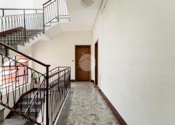 Two-room apartment Viale misurata, Milano (neighborhood Lorenteggio) - photo 4