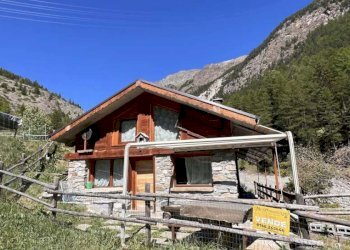 Villa Frazione Montroz, Cogne - foto 1