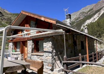 Villa Frazione Montroz, Cogne - foto 2