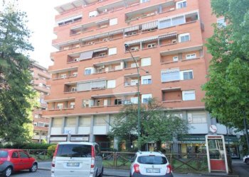 Quadrilocale Corso Benedetto Croce, Torino (zona Lingotto) - foto 1