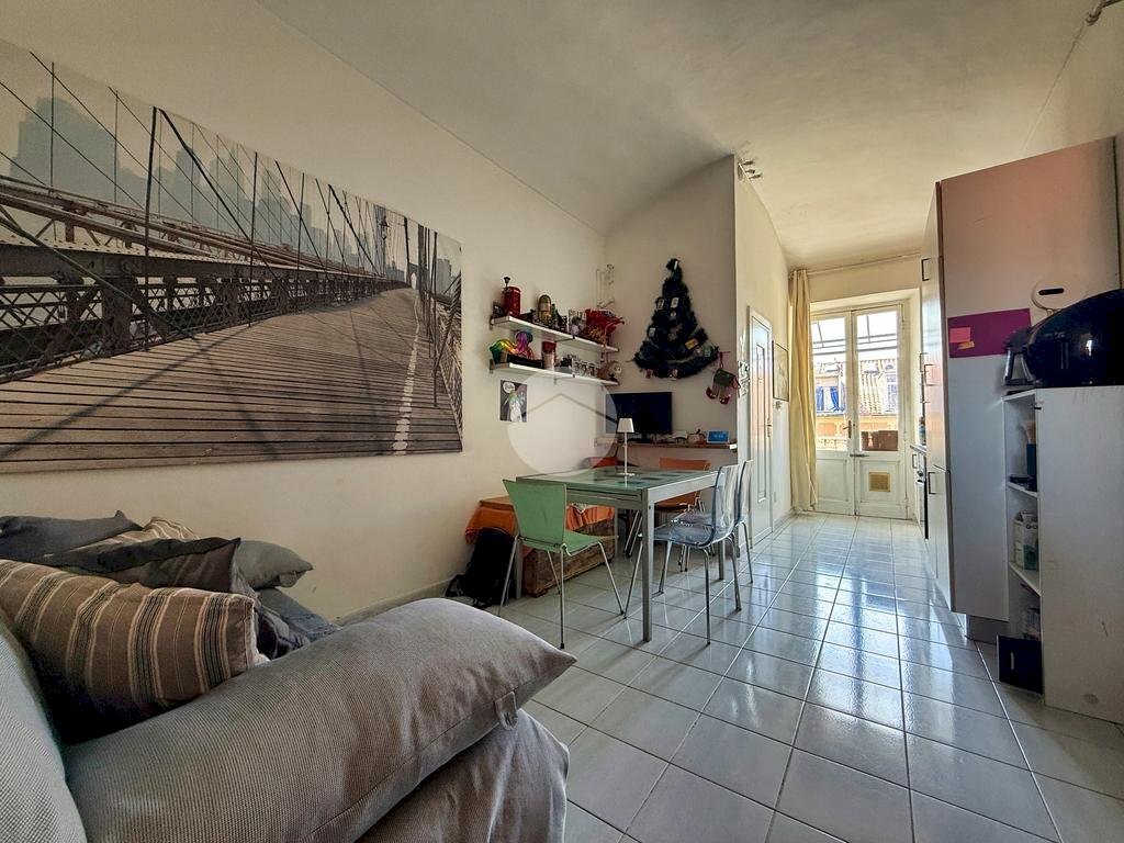 Two-room apartment Via Dante Di Nanni, Torino (neighborhood Cenisia) - photo 1